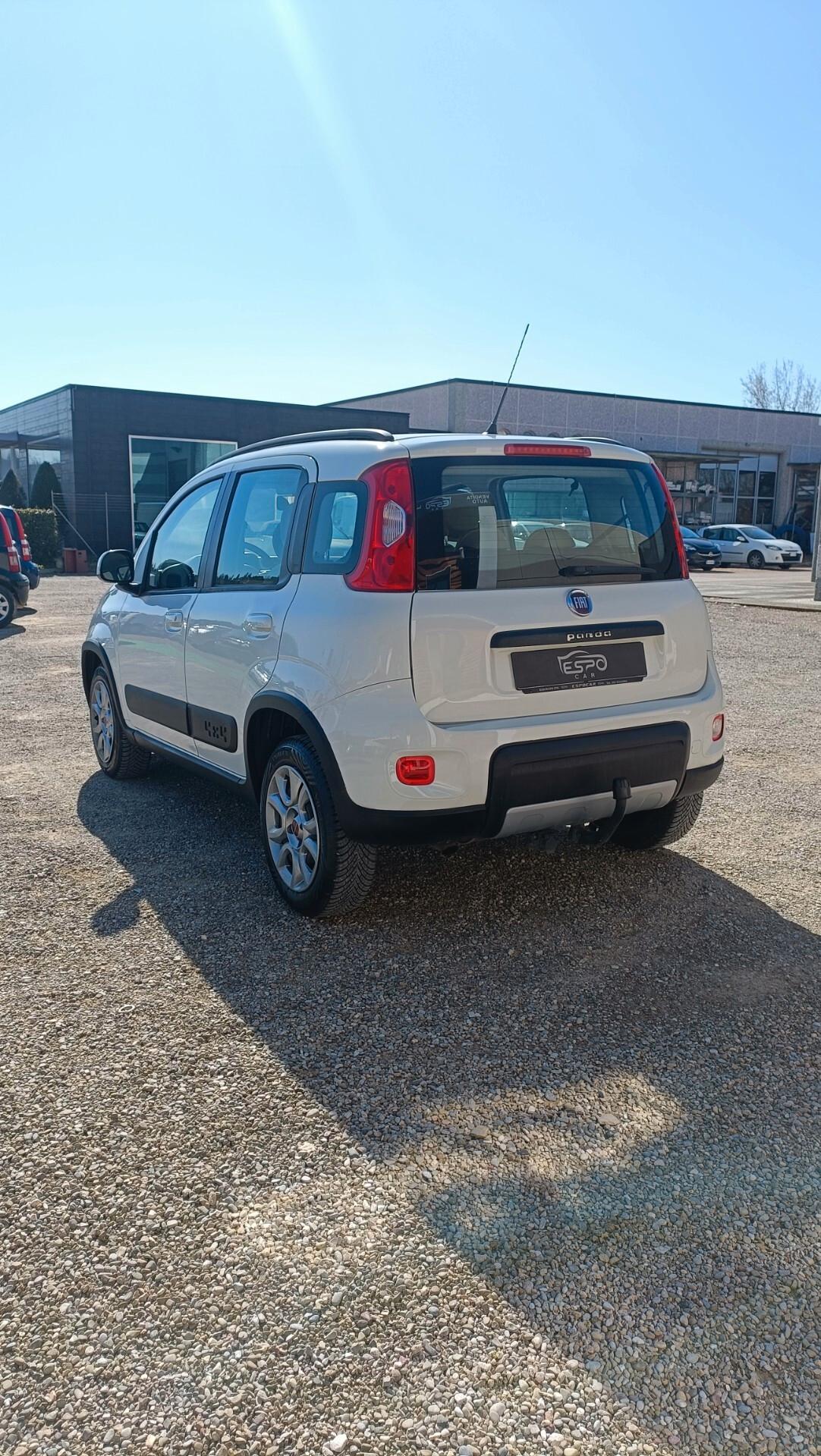 Fiat Panda 0.9 TwinAir Turbo Natural Power Lounge 4x4