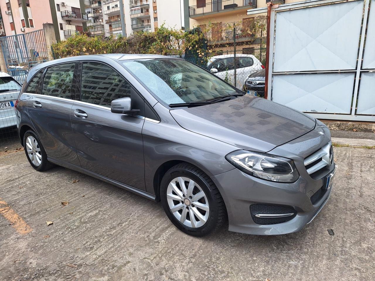 Mercedes-benz B 180 d Business