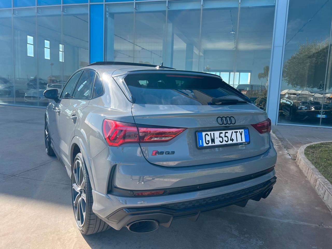 Audi RSQ3 SPB quattro S tronic