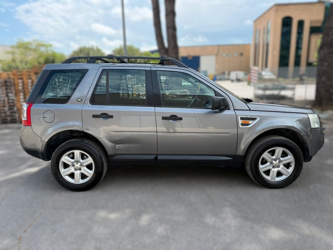 LAND ROVER FREELANDER 2010 2.2 D 12 MESI DI GARANZIA