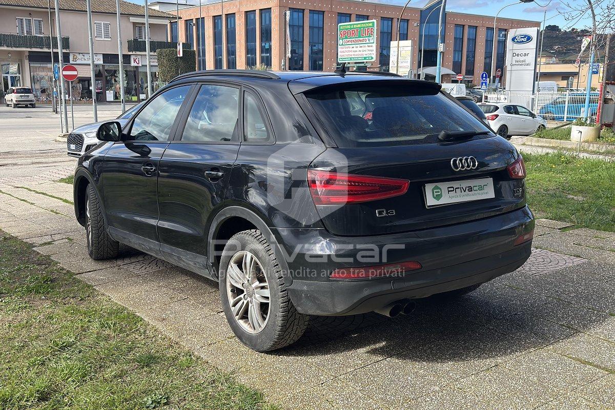 AUDI Q3 2.0 TDI quattro S tronic Advanced