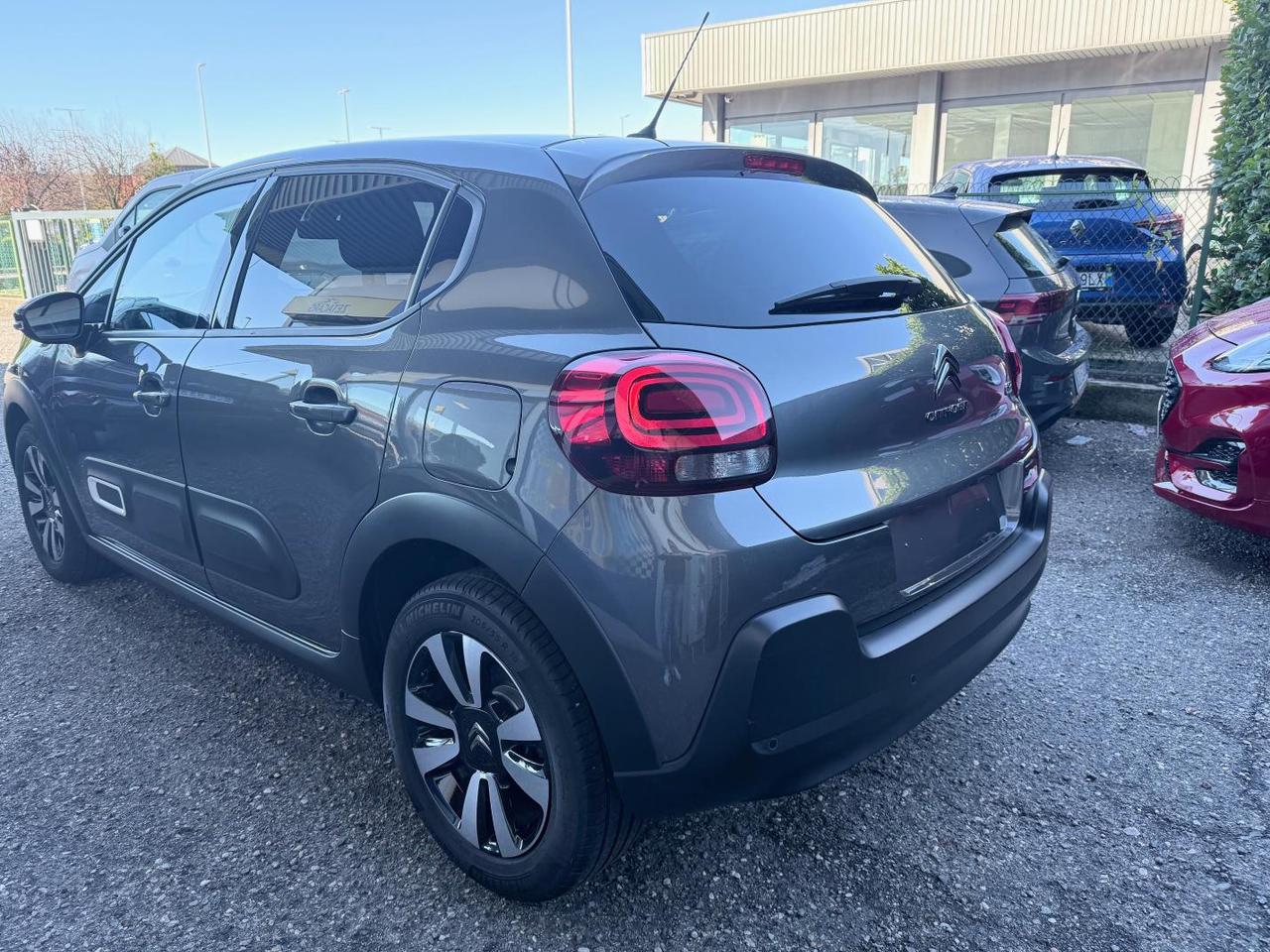 Citroen C3 1.2 puretech Max s&s 110cv
