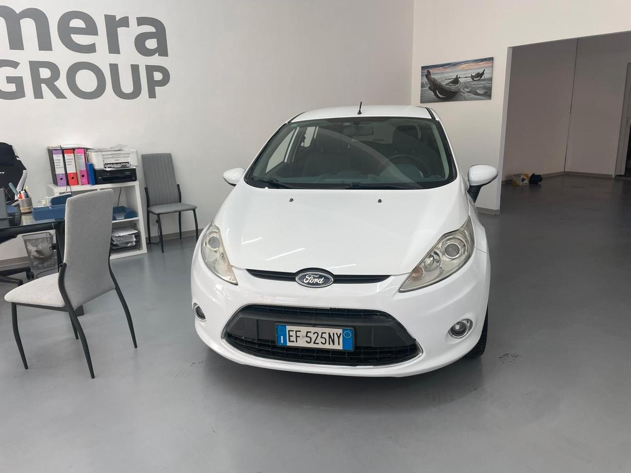 Ford Fiesta 1.4 5 porte Bz.- GPL Titanium