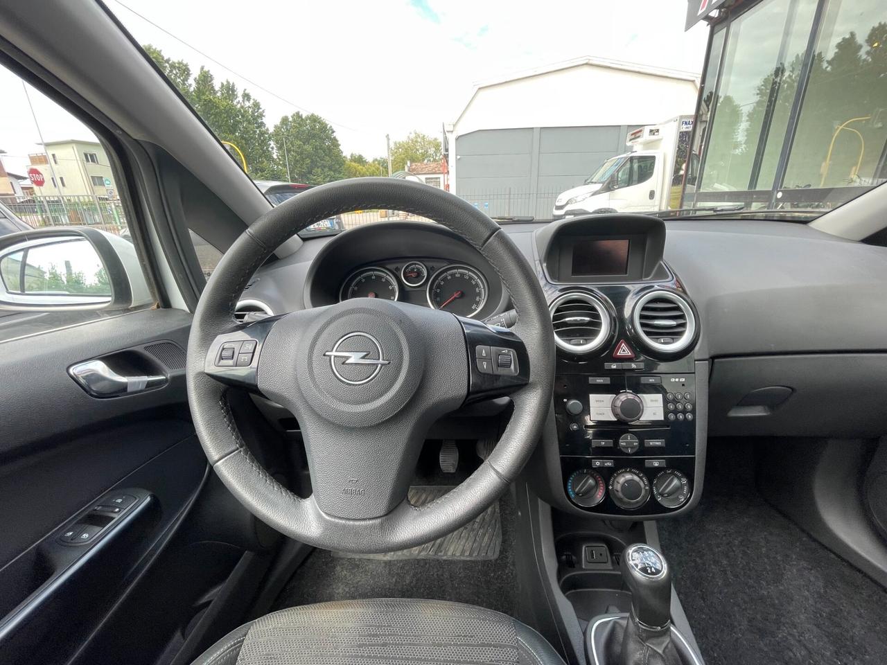 Opel Corsa 1.2 5 porte Edition IMP. METANO ANCHE NEOPATENTATI
