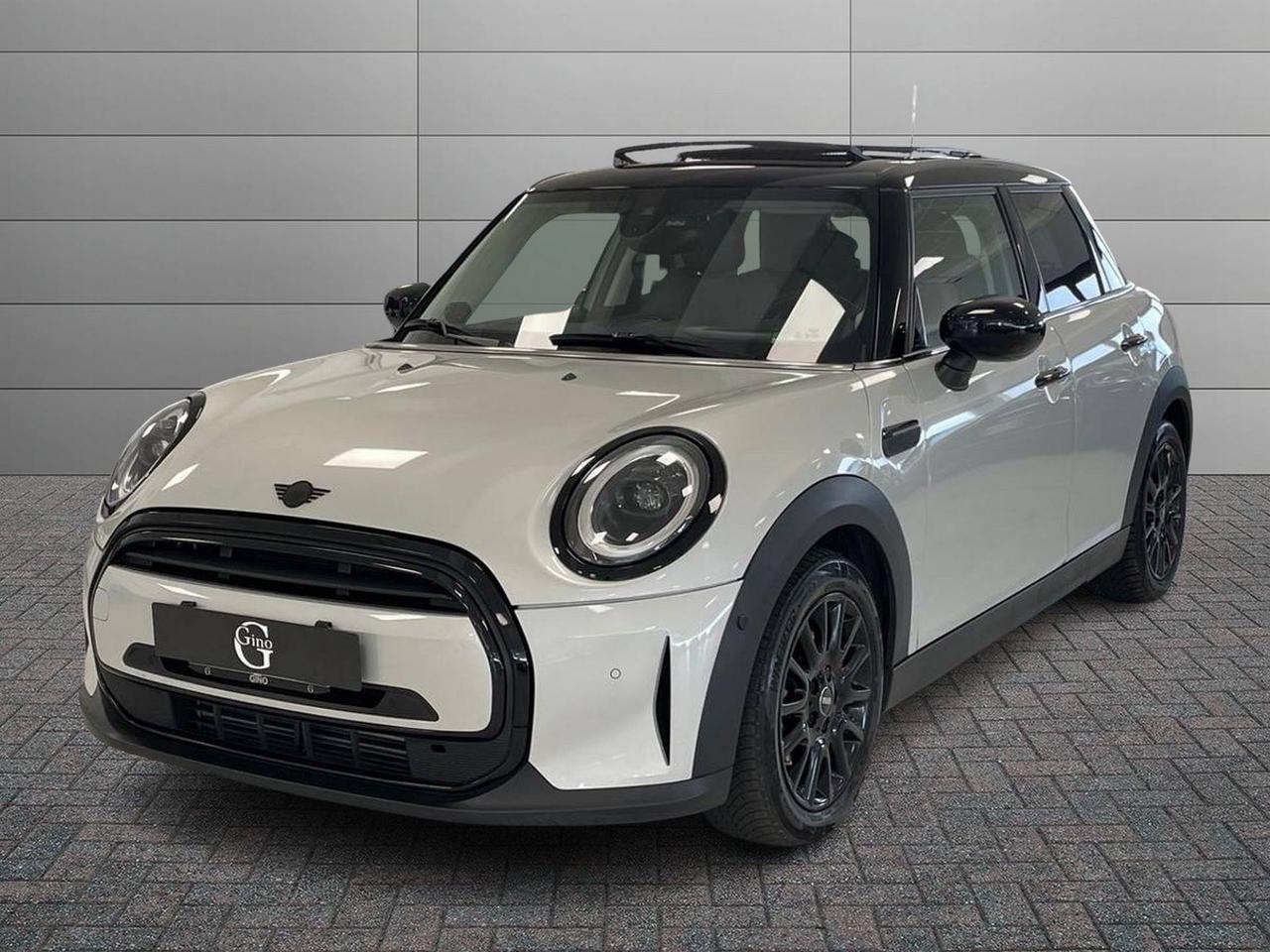 MINI Mini IV F55 2021 5p - Mini 5p 1.5 Cooper Classic auto