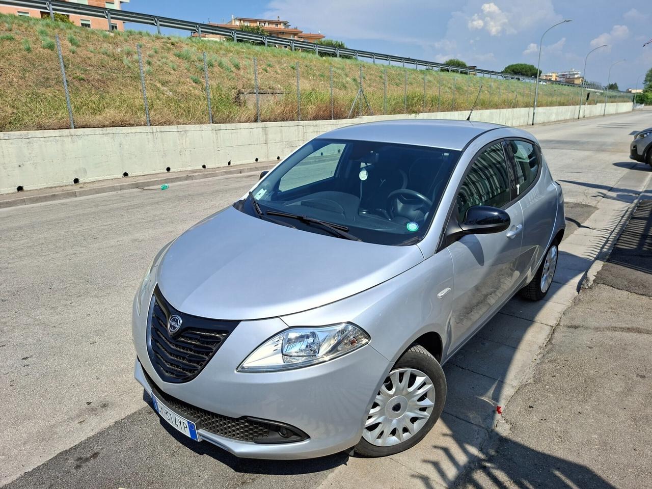 Lancia Ypsilon 1.3 MJT 16V 95 CV 5 porte S&S Elefantino