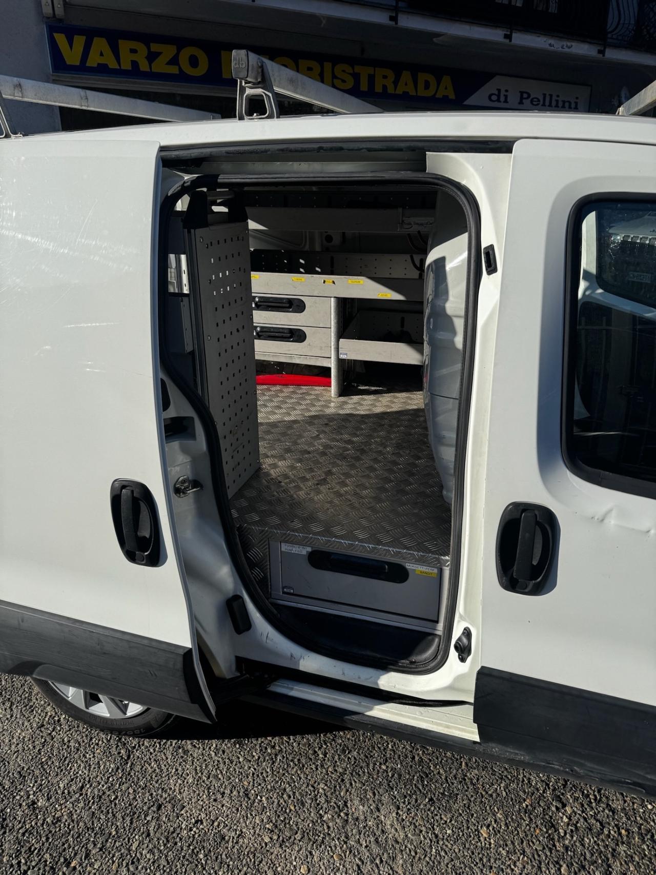 Fiat Fiorino Adventure