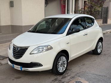 Lancia Ypsilon 0.9 TwinAir 5P Ecochic Gold - 2014