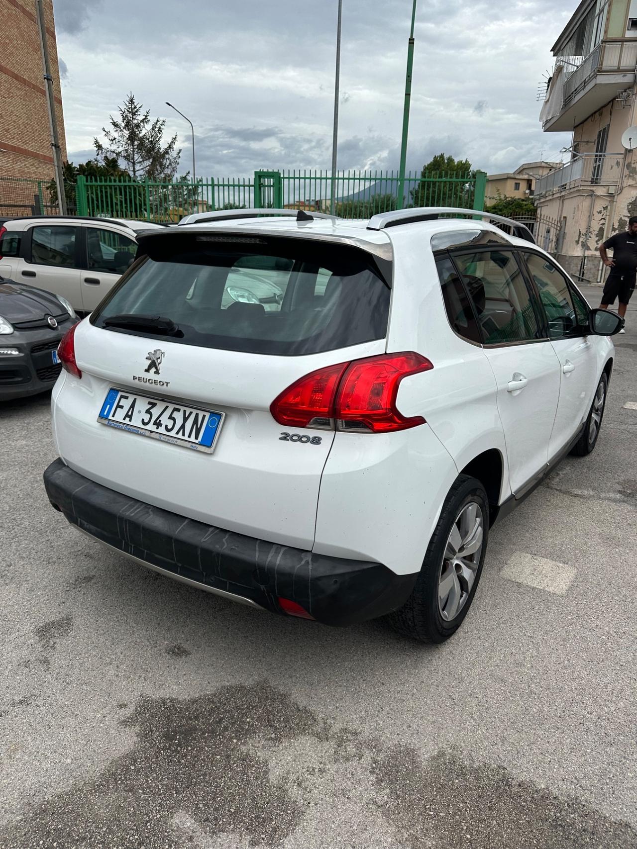 Peugeot 2008 PureTech 82 Allure