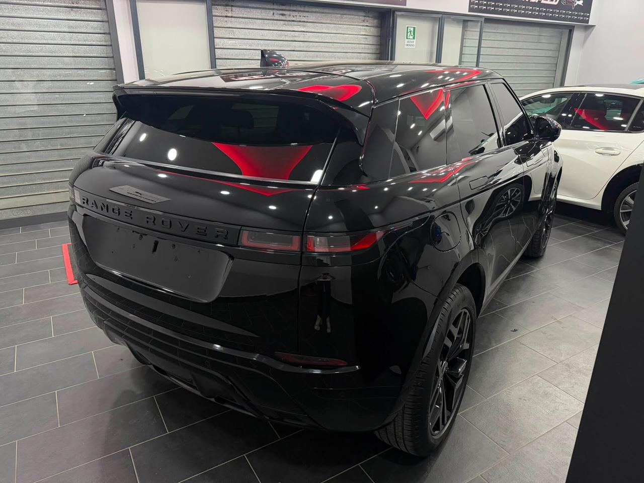 Land Rover Range Evoque 2.0D I4-L.Flw 150 CV R-Dynamic S