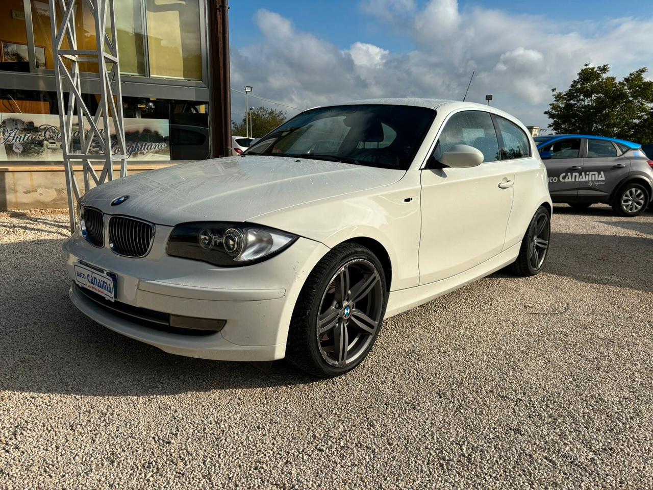 BMW 123 D - 2010