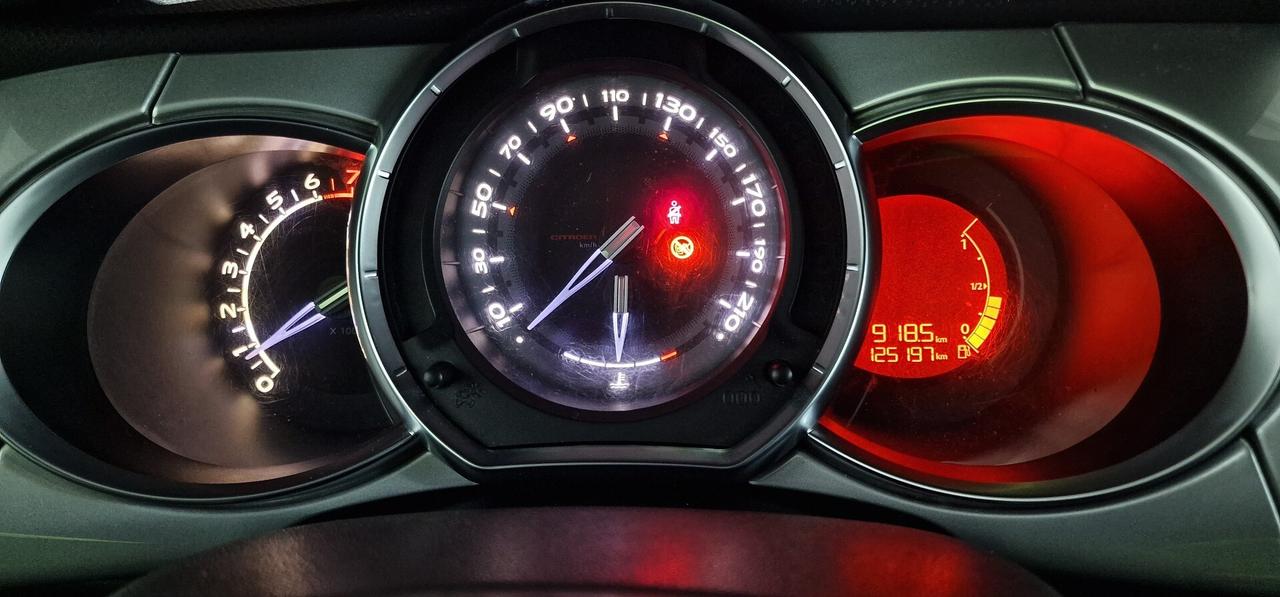 Citroen DS3 1.4 Vti Chic 95 cv 2010