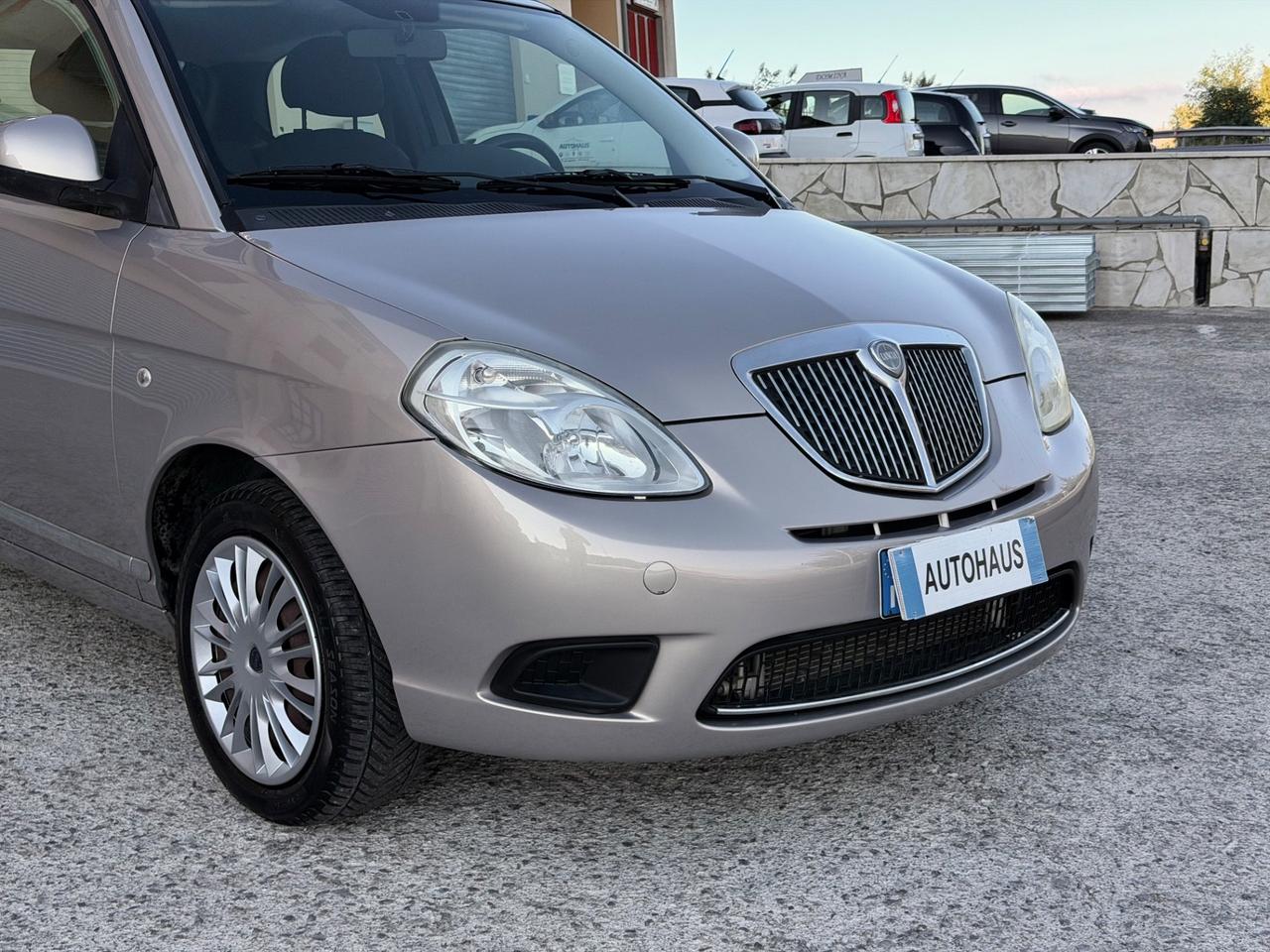 Lancia Ypsilon 1.2 69 CV Platino - SOLI 31.000KM