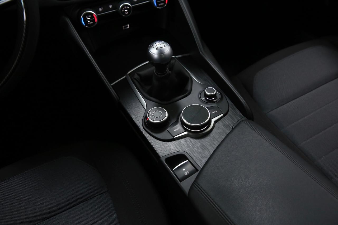 Alfa Romeo Giulia 2.2 Turbodiesel 150 cv Super
