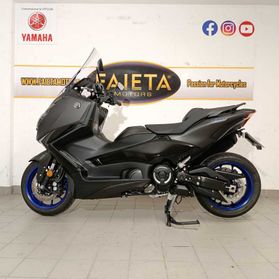 Yamaha T-Max 560 - 2025