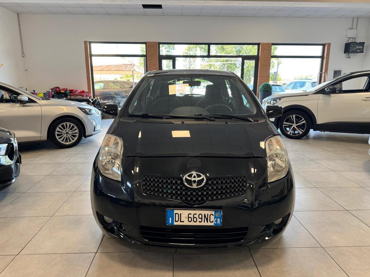 Toyota Yaris 1.3 BENZINA 5P NEOPATENTATI 2007