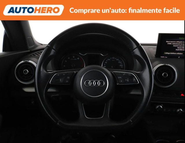 AUDI A3 Cabrio 1.5 TFSI COD S tronic Design