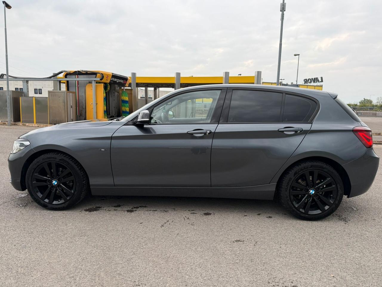 Bmw 118 118d 5p. Urban