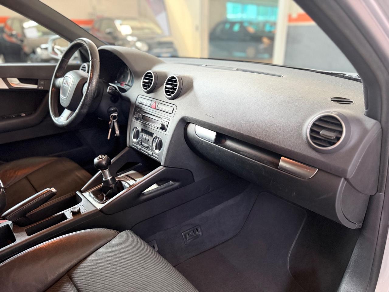 Audi A3 SPB 2.0 16V TDI S-LINE