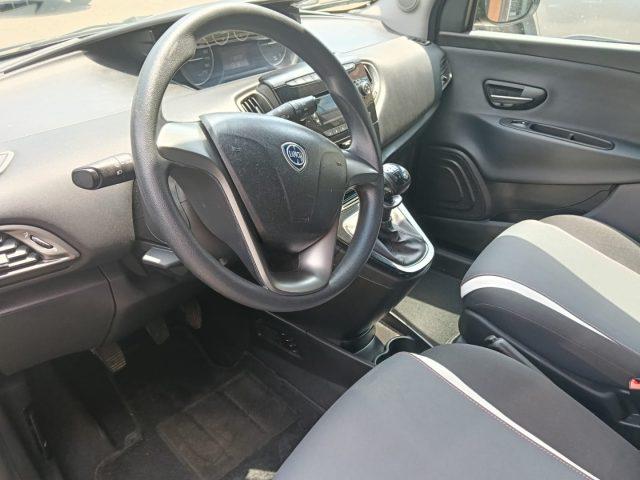 LANCIA Ypsilon 0.9 TwinAir 85 CV 5 porte Metano Ecochic Elefantin