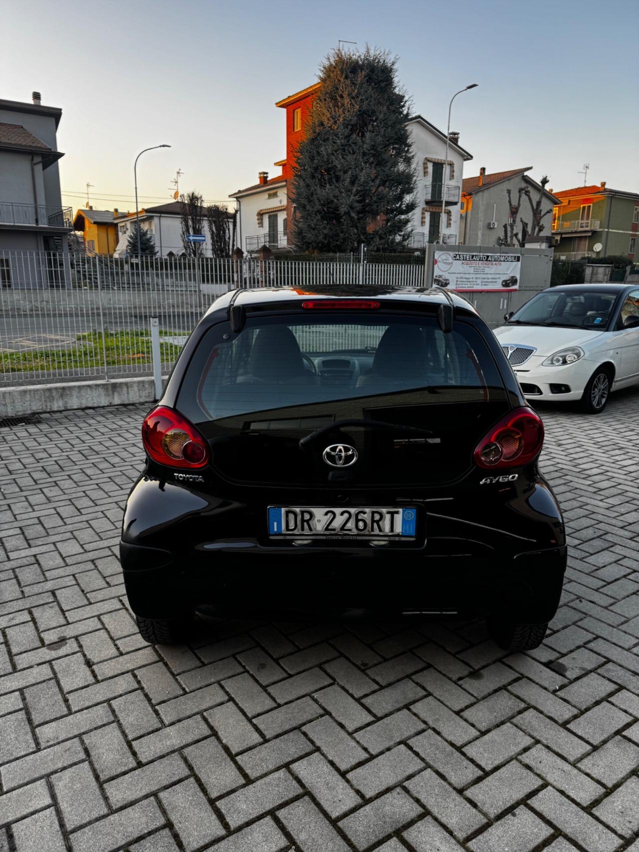 Toyota Aygo 1.0 12V VVT-i 5 porte