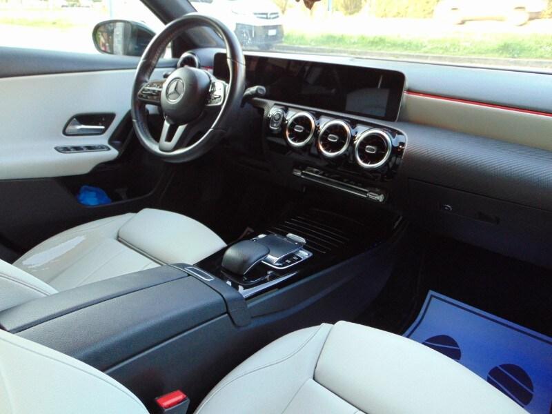 MERCEDES Classe A (W177) A 180 d Automatic ...