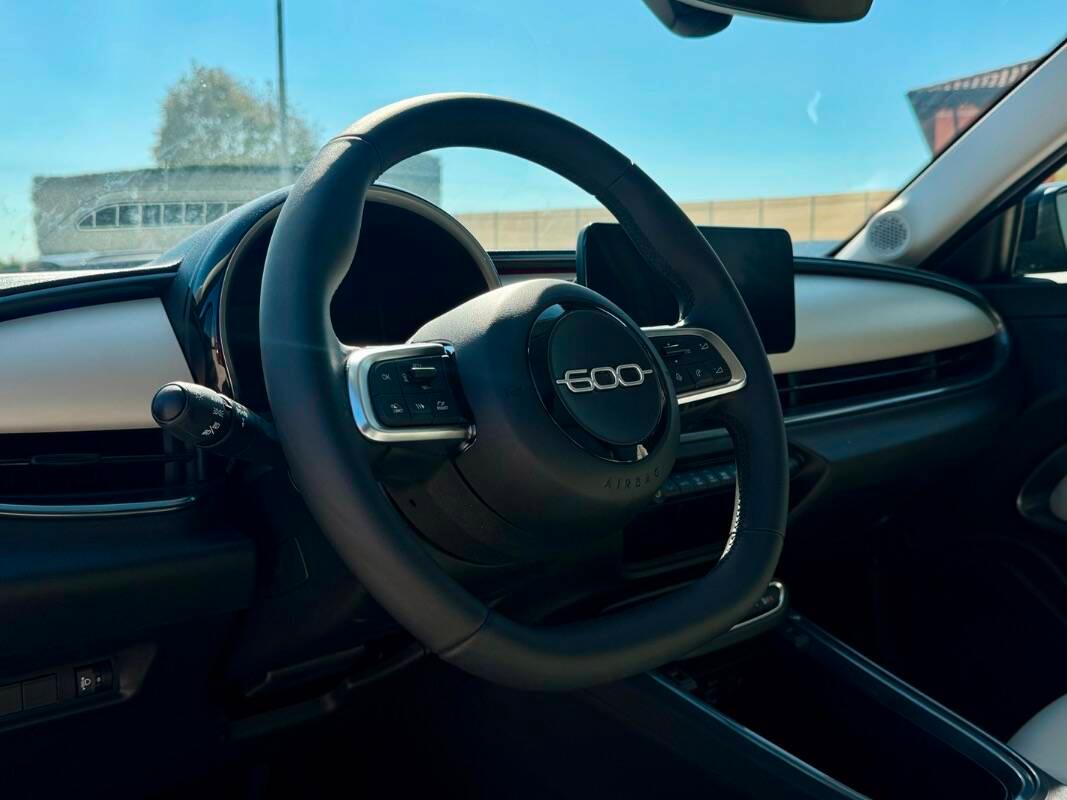 Fiat 600 1.2 hybrid La Prima 110cv auto