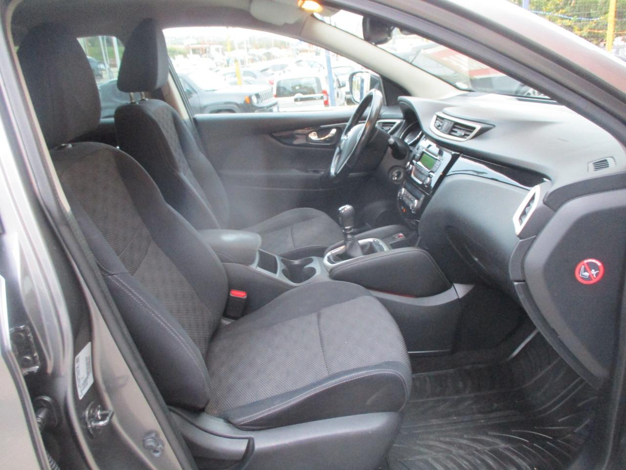 Nissan Qashqai 1.5 dCi MOLTO BELLA
