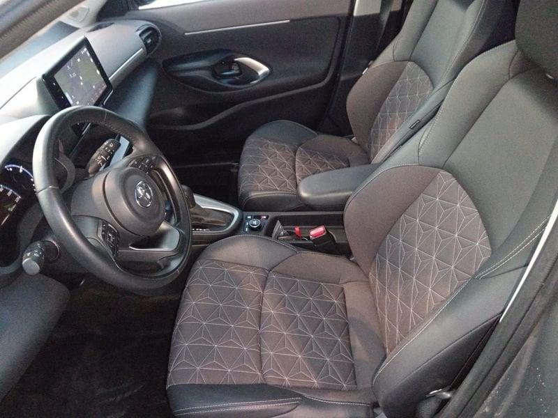Toyota Yaris Cross 1.5H (116 CV) E-CVT Lounge AWD-i