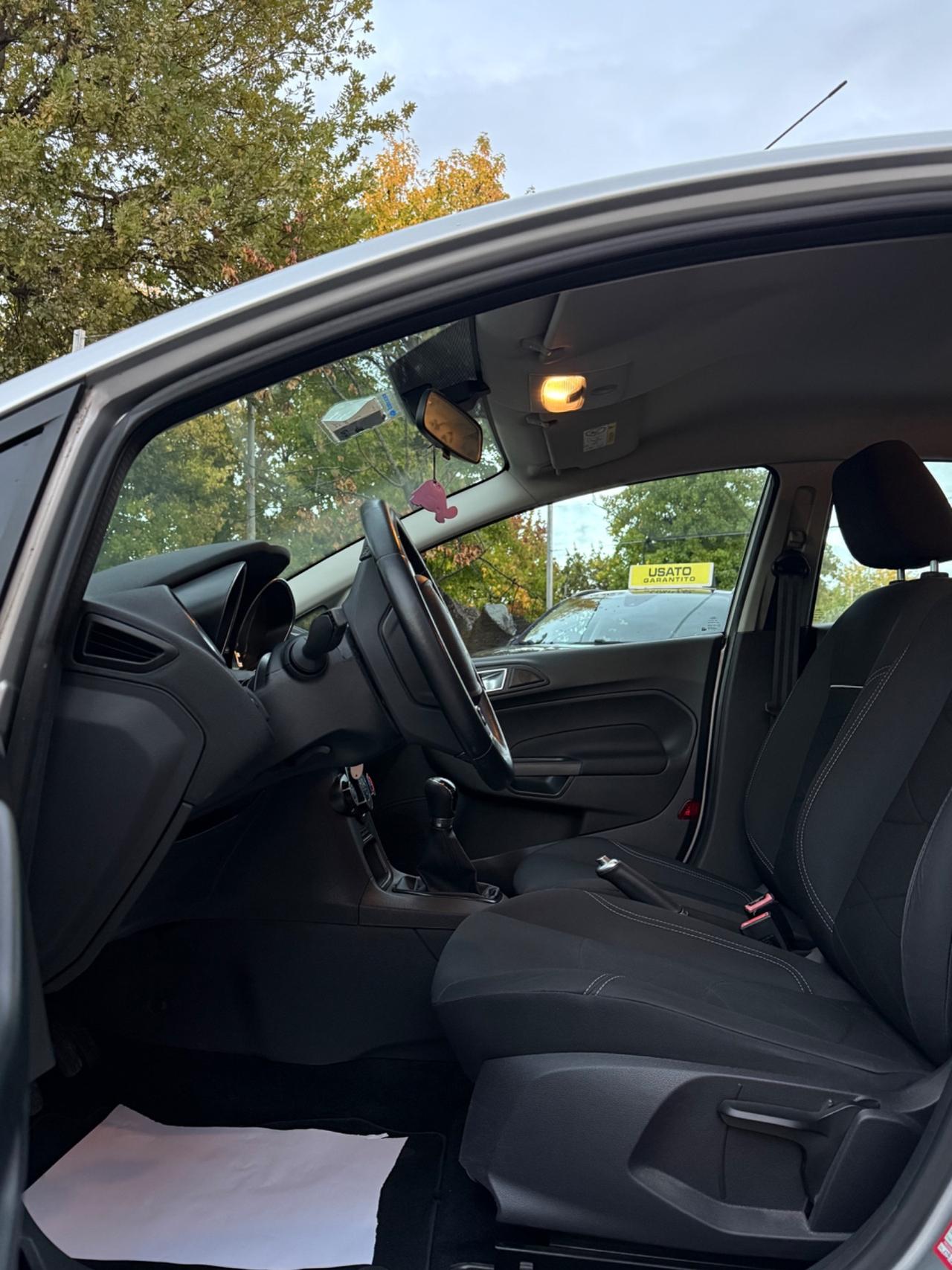 Ford Fiesta 1.5 TDCi 75CV 5 porte Titanium