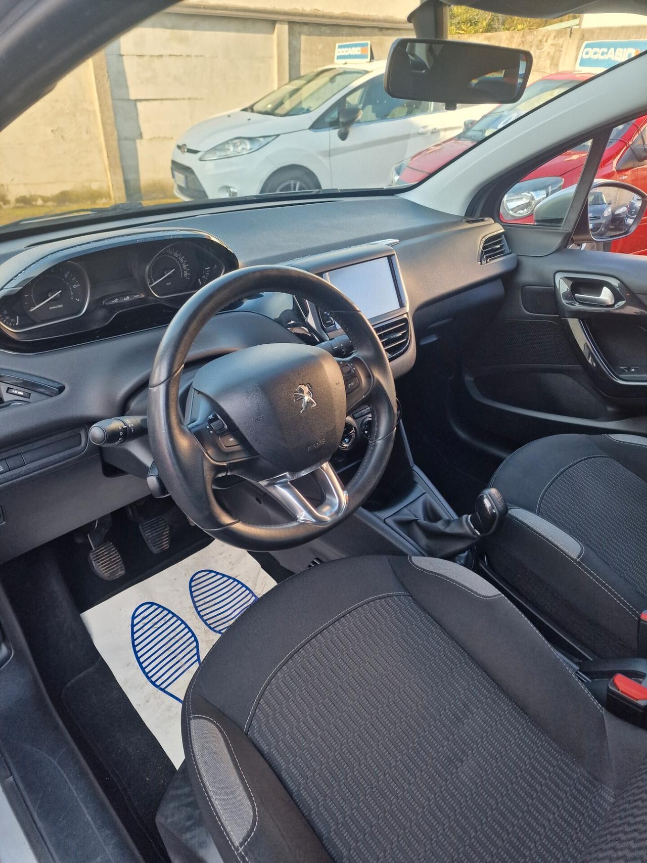 Peugeot 208 PureTech 82 5 porte Access