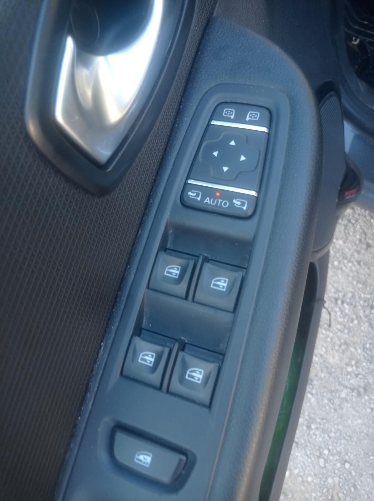 Renault Clio dCi 8V 75 CV Moschino Intens-2019