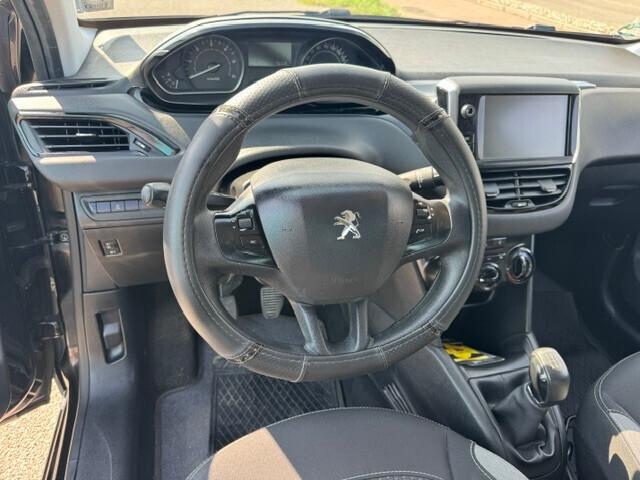 Peugeot 208 BlueHDi 75 5 porte Allure-OK NEOPATENTATI-GANCIO TRAINO