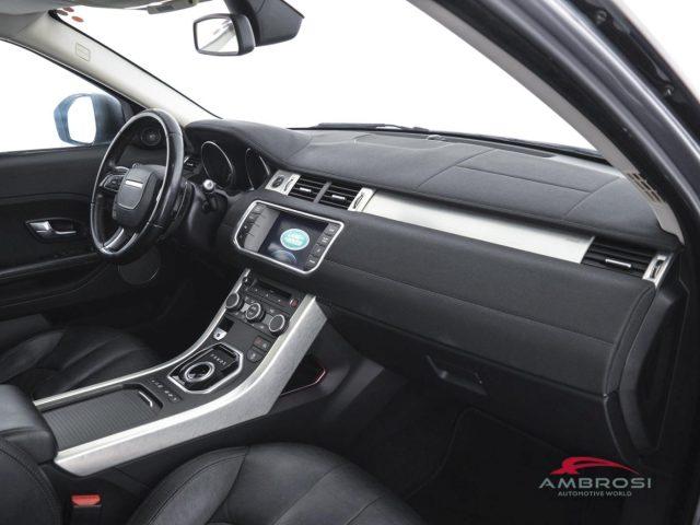 LAND ROVER Range Rover Evoque 2.2 TD4 5p. Pure Tech Pack Launch Edition