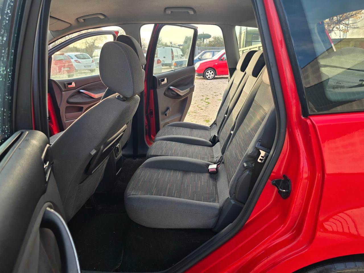 Ford Focus C-Max 1.6 TDCi (90CV) Gancio traino