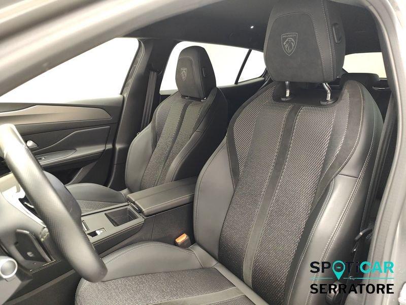 Peugeot 408 2022 1.2 hybrid GT 145cv e-dsc6
