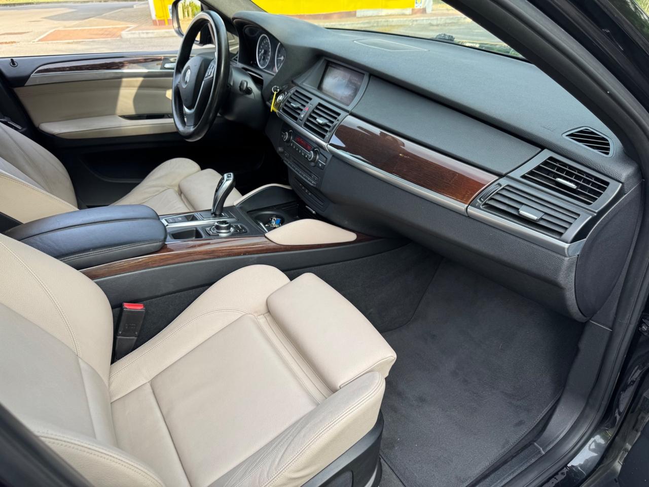 Bmw X6 xDrive40d Futura