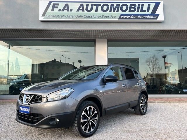 Nissan-qashqai-2-0-dci-dpf-tekna-pelle-tetto-panoramico-14989306 in vendita  a Padova e provincia