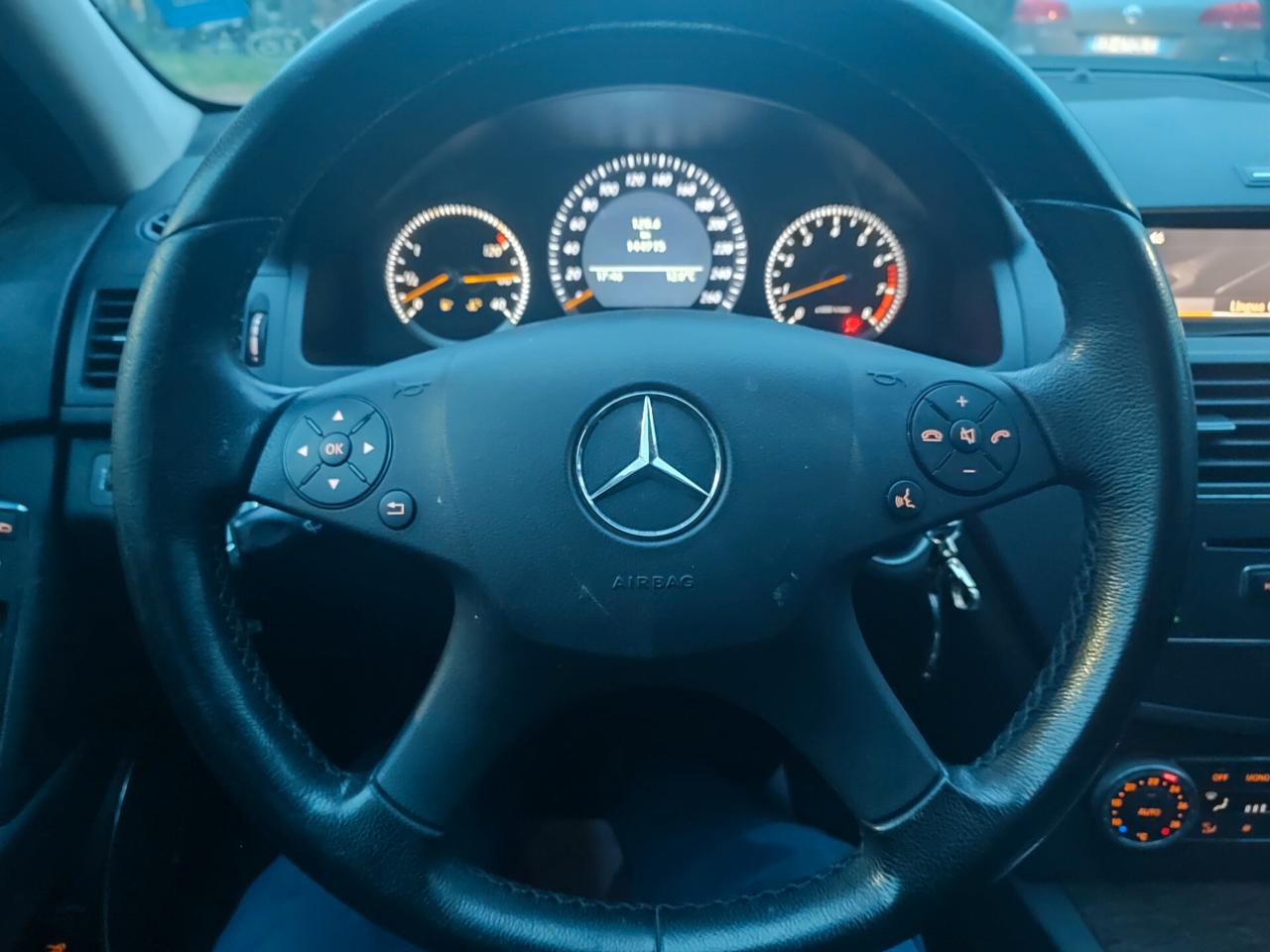 MERCEDES C200 BERLINA A METANO POCHI KM GANCIO TRAINO