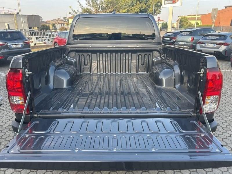 Toyota Hilux 2.4 Diesel AT Double Cab 4WD Lounge MY24