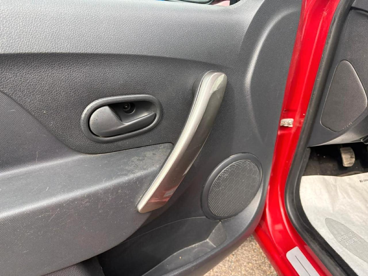 Dacia Sandero 1.2 75CV Lauréate