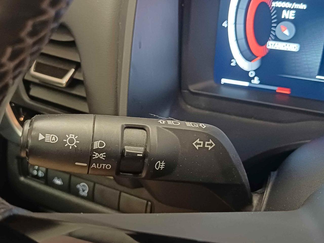 Nissan Qashqai MHEV 140 CV N-Connecta
