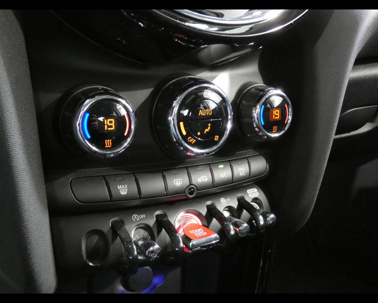 MINI Mini 4ª serie (F56) - Mini 1.5 Cooper Classic