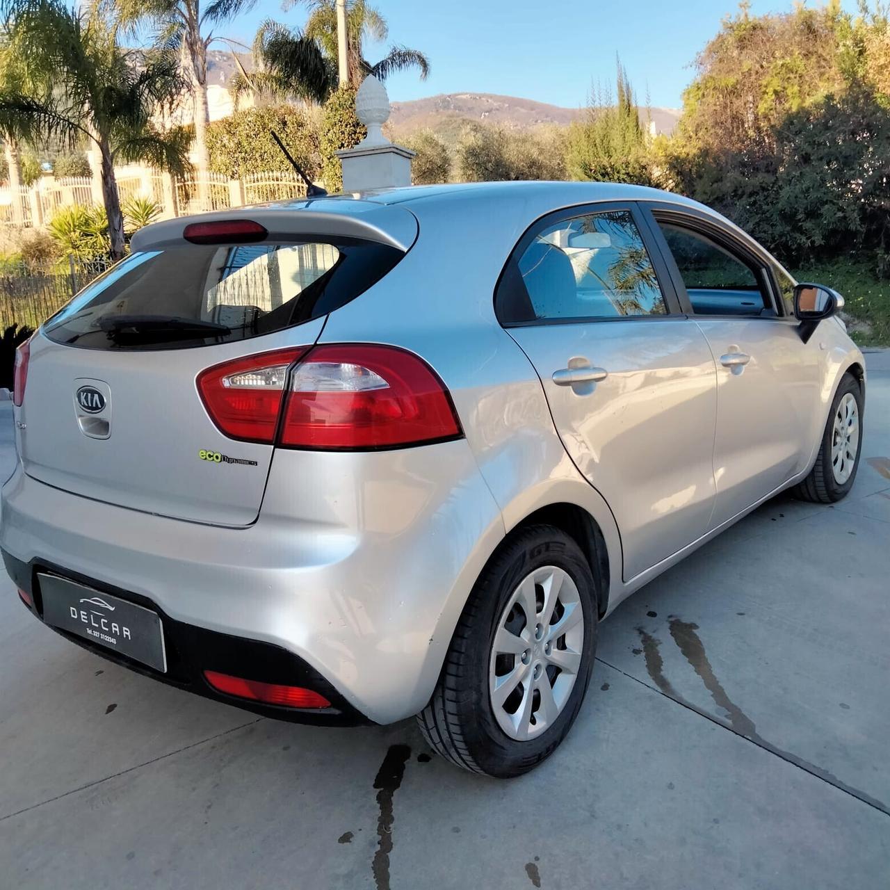 Kia Rio 1.1 CRDi WGT 5p. LX