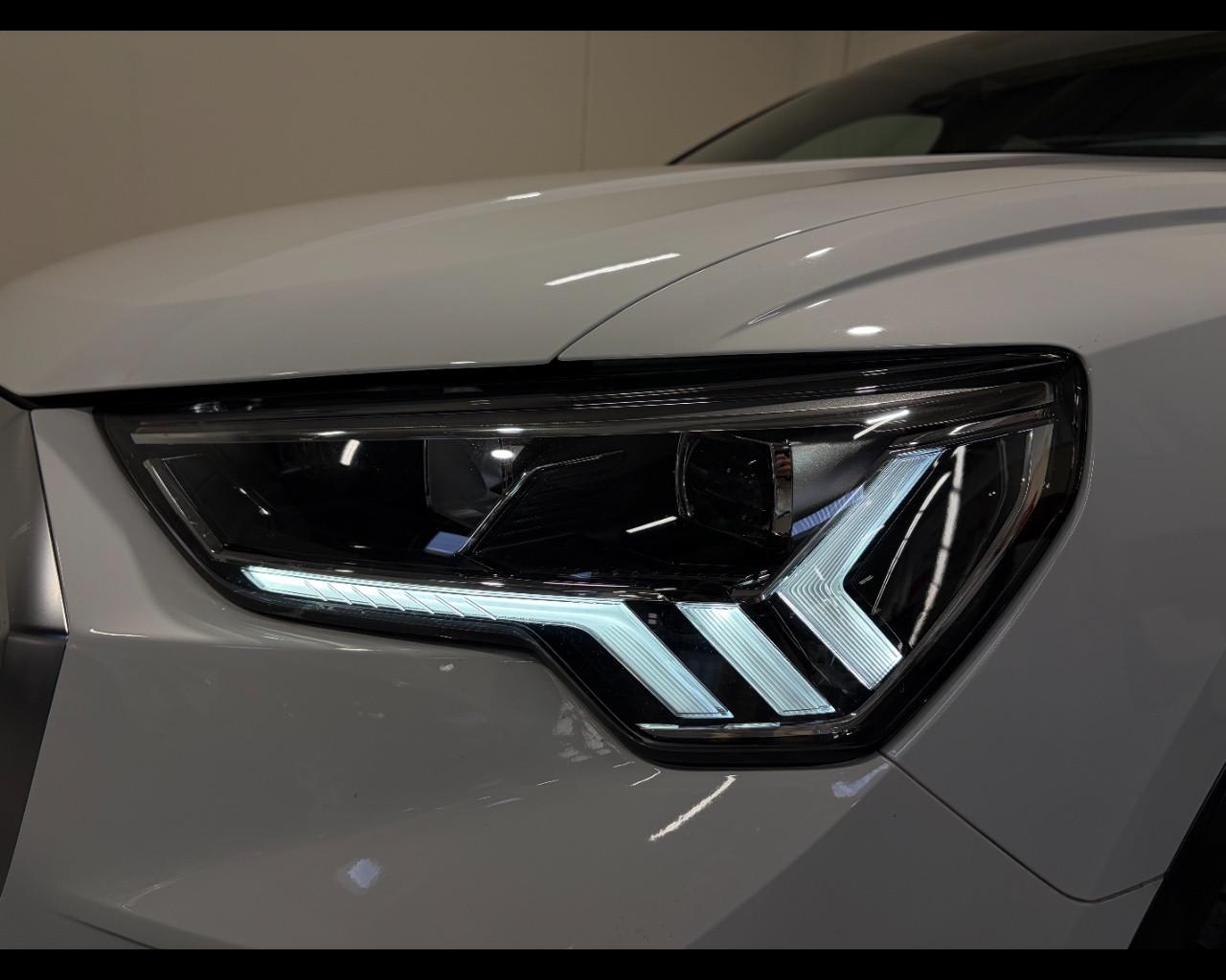 AUDI Q3 SPORTBACK 35 TDI S-TRONIC S LINE EDITION