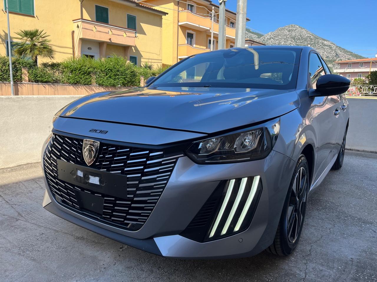 Peugeot 208 1.2 Puretech 100 S&S ALLURE
