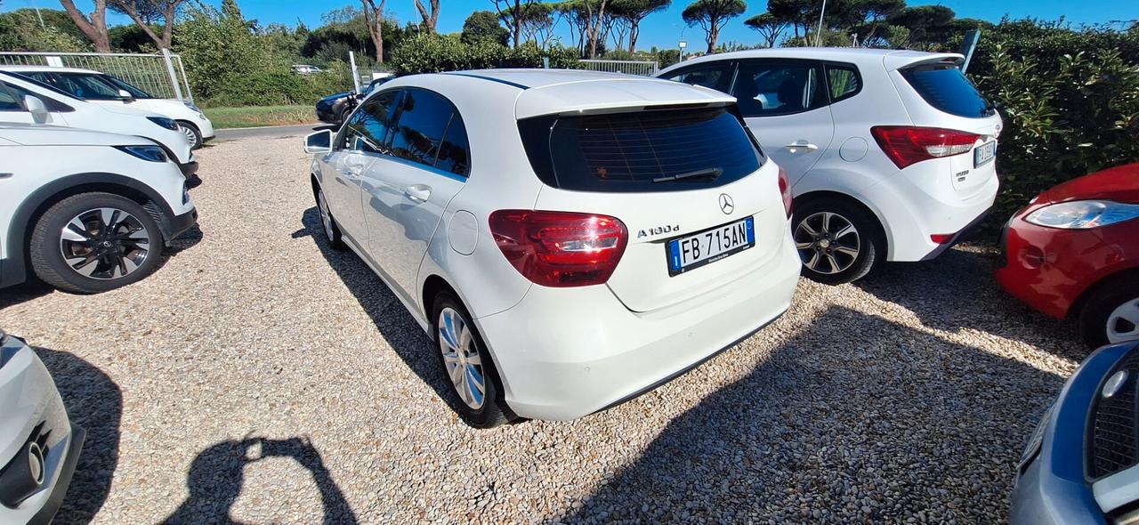 Mercedes-benz A 180 A 180 d Automatic Premium