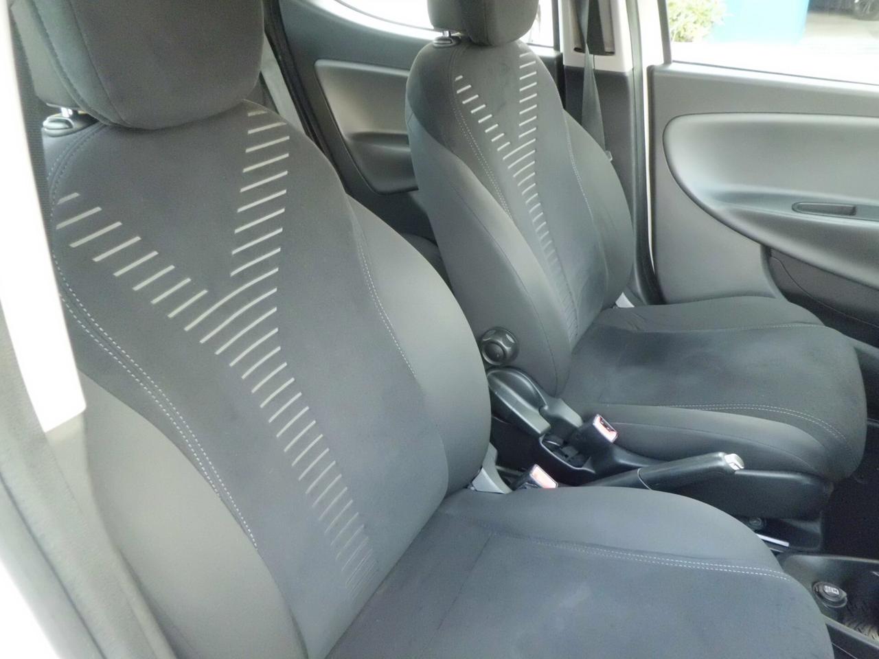 Lancia Ypsilon 1.3 MJT 16V 95 CV 5 porte S&S Platinum DISPONIBILITA' 2 PEZZI COLORE NERO