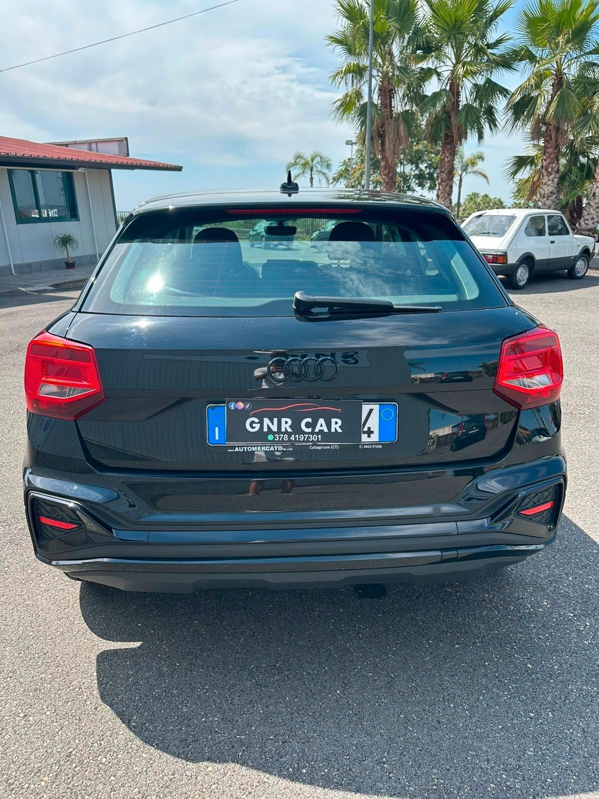 Audi Q2 35 TDI quattro S tronic S line Edition identity black