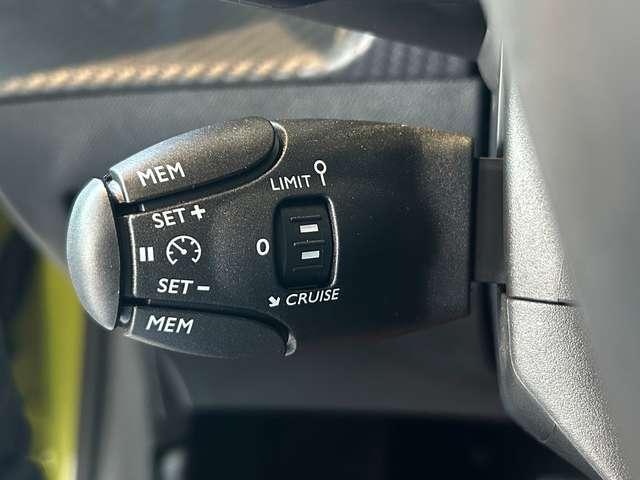 Peugeot 208 208 1.2 hybrid Style 110cv e-dcs 6